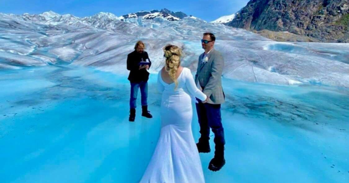 Alaskan Anglers guests getting married on an iceberg.